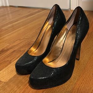 Black BCBG heels (like new)